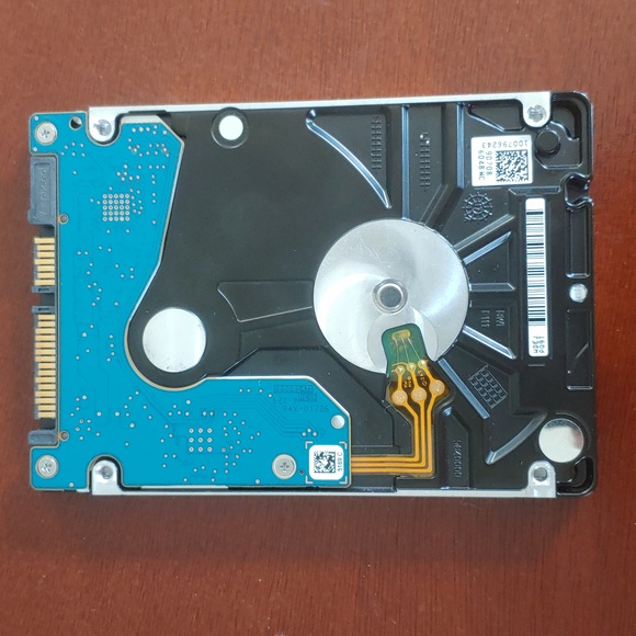 SEAGATE 1TB Mobile HDD - Picture 2 of 7